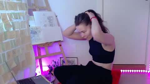 Snapshot of amydreamgirl chatting on 20, 5, 2026 amydreamgirl online show from 20, 5, 2026
