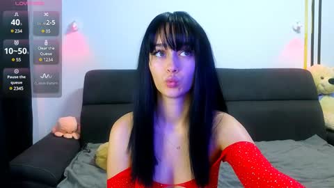 amykentt online show from 2, 2, 2025