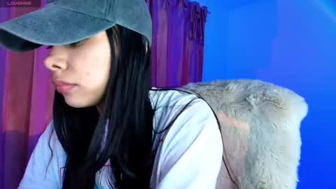 Amy ... Nice to meet u   thumb up me please its important online show from 23, 9, 2025