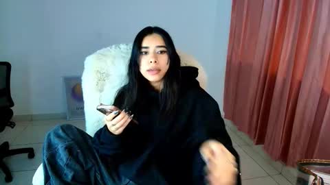 Amy ... Nice to meet u   thumb up me please its important online show from 13, 1, 2026