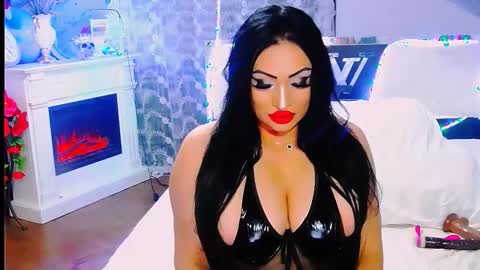 Snapshot of amyrarosera chatting on 10, 10, 2025 Alimoonyia online show from 10, 10, 2025