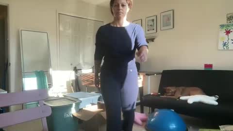 Snapshot of amysmilez chatting on 4, 12, 2024 Amy Smilez online show from 4, 12, 2024