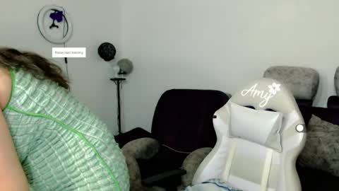 Im Amy IM NOT LOOKING FOR A PARTNER OR DATING online show from 2, 6, 2026