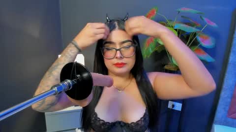 Snapshot of amywhitte_ chatting on 12, 4, 2026 amywhitte_ online show from 12, 4, 2026