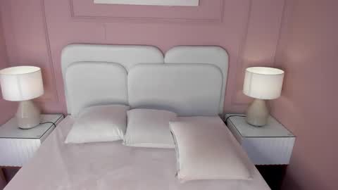 Ana  online show from 2, 2, 2025