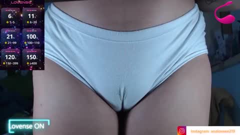 Snapshot of ana_loveee chatting on 17, 9, 2025 Ana lopez - Cameltoe girl online show from 17, 9, 2025