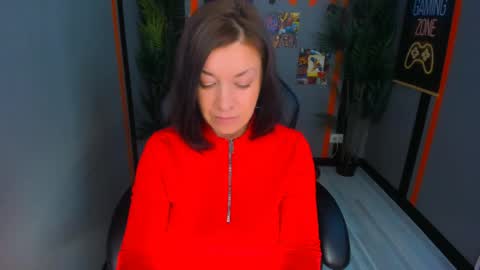 Snapshot of ana_mills chatting on 8, 4, 2026 Ana online show from 8, 4, 2026