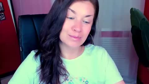 Snapshot of ana_mills chatting on 28, 6, 2026 Ana online show from 28, 6, 2026