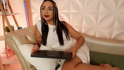 Snapshot of ana_riveros chatting on 15, 9, 2025 online show from 15, 9, 2025