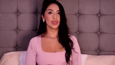 Snapshot of ana_riveros chatting on 16, 7, 2026 online show from 16, 7, 2026