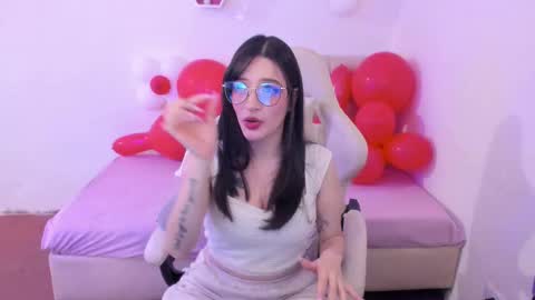 Im anna but you can call me as you want online show from 27, 3, 2026