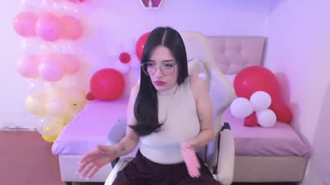 Im anna but you can call me as you want online show from 9, 4, 2026