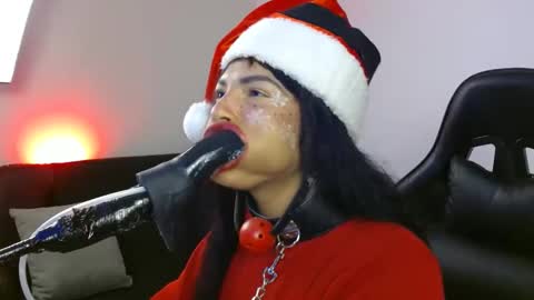 Snapshot of anabel693 chatting on 16, 12, 2024 anabel alice gandara online show from 16, 12, 2024