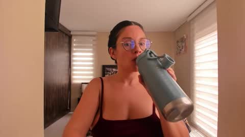 Snapshot of anabel_25 chatting on 9, 3, 2026 Anabel online show from 9, 3, 2026
