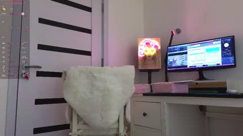 Annie  online show from 14, 2, 2025