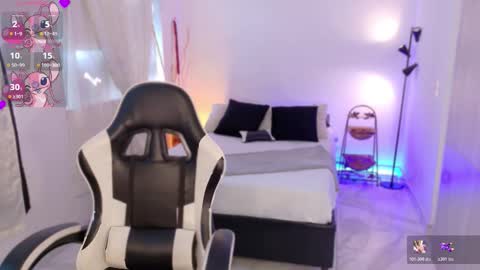 ANABEL WOLF  online show from 3, 11, 2025