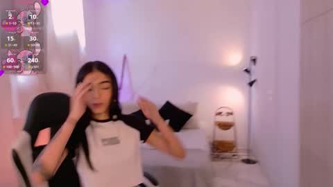 ANABEL WOLF  online show from 30, 11, 2025