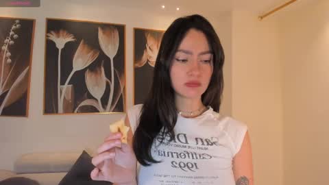 Ana  online show from 26, 2, 2025