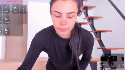 Ana Henao or Annie... Follow me ahenaocb Insta  X online show from 24, 12, 2024