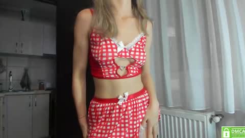 Anahi online show from 10, 10, 2025