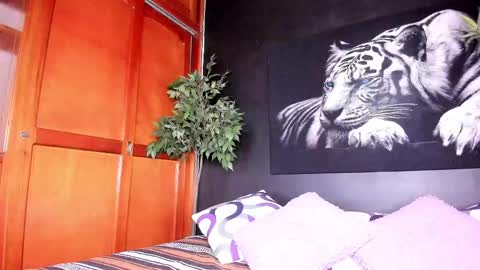 Snapshot of anahi__18 chatting on 19, 2, 2025 Anahi online show from 19, 2, 2025