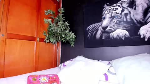 Snapshot of anahi__18 chatting on 7, 3, 2025 Anahi online show from 7, 3, 2025