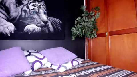 Snapshot of anahi__18 chatting on 11, 9, 2025 Anahi online show from 11, 9, 2025