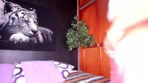 Snapshot of anahi__18 chatting on 17, 10, 2025 Anahi online show from 17, 10, 2025