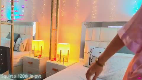 Anahi  online show from 4, 2, 2026