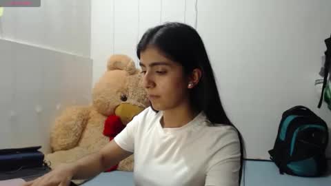 Snapshot of anahibrowns95 chatting on 1, 12, 2025 Anahi Browns online show from 1, 12, 2025