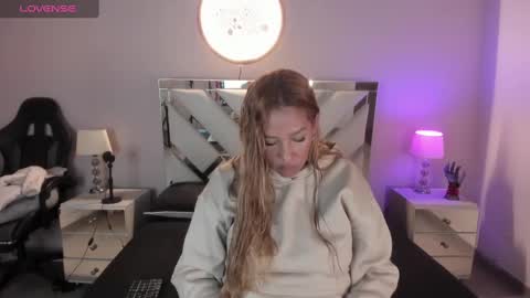 Anah Jones online show from 4, 1, 2025