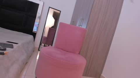 ANA HAMMERLE online show from 21, 1, 2025