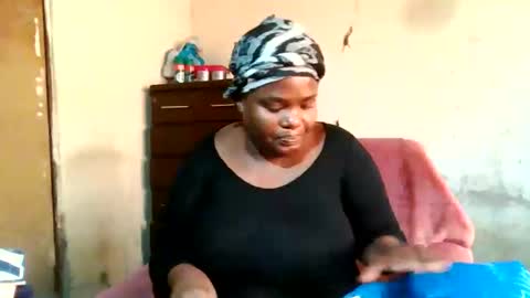 Snapshot of analslut1987 chatting on 15, 11, 2025 analslut1987 online show from 15, 11, 2025