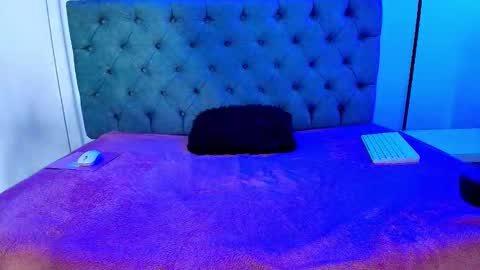  Ana Maria  online show from 8, 11, 2025