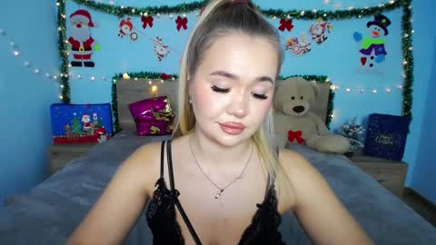 Snapshot of anastacyyellig chatting on 21, 12, 2024 anastacyyellig online show from 21, 12, 2024