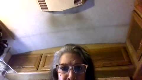 Snapshot of anastar32 chatting on 16, 5, 2026 anastar32 online show from 16, 5, 2026