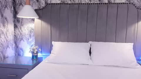 Mia online show from 18, 9, 2025