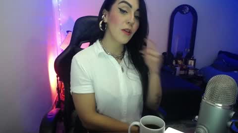 Jennyfer.... but u can say me Anastasia online show from 30, 1, 2025