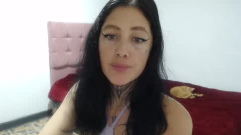 Snapshot of anasweet_69 chatting on 24, 10, 2025 ANA online show from 24, 10, 2025