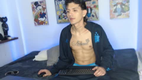 Snapshot of andersonz98 chatting on 11, 2, 2025 andersonZ98 online show from 11, 2, 2025