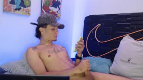 Snapshot of andersonz98 chatting on 26, 9, 2025 andersonZ98 online show from 26, 9, 2025