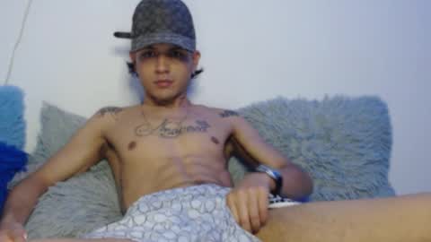 Snapshot of andersonz98 chatting on 2, 10, 2025 andersonZ98 online show from 2, 10, 2025