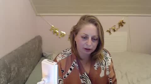 Andorphin online show from 3, 1, 2025