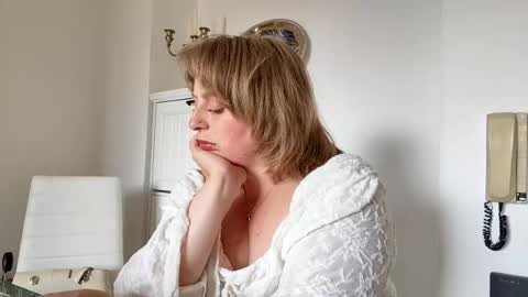 Snapshot of andorphina chatting on 4, 7, 2026 Andorphin online show from 4, 7, 2026