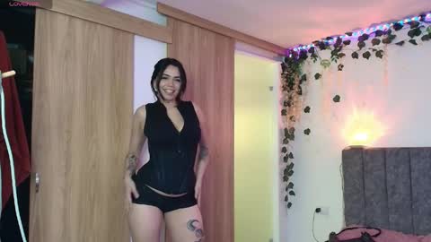 Snapshot of andra_rosse chatting on 23, 5, 2026 Andra de la Rosse online show from 23, 5, 2026
