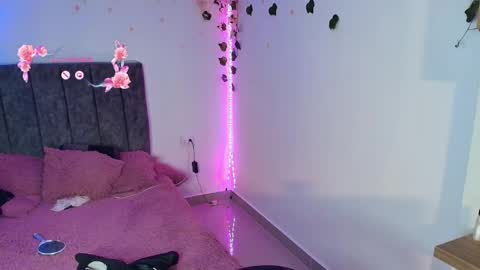 Snapshot of andra_rosse chatting on 31, 5, 2026 Andra de la Rosse online show from 31, 5, 2026