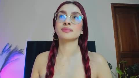 Andra Cyrus online show from 29, 11, 2025