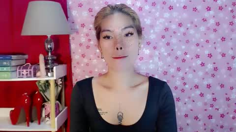 andrea06121998 online show from 25, 10, 2025