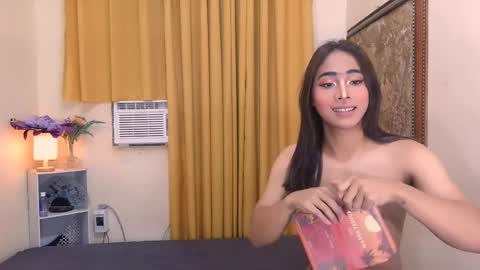 Snapshot of andrea_hot_cummer chatting on 5, 4, 2026 dreaa online show from 5, 4, 2026