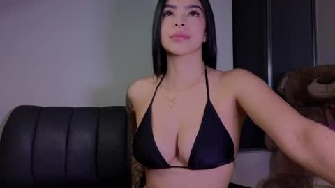    online show from 22, 4, 2026